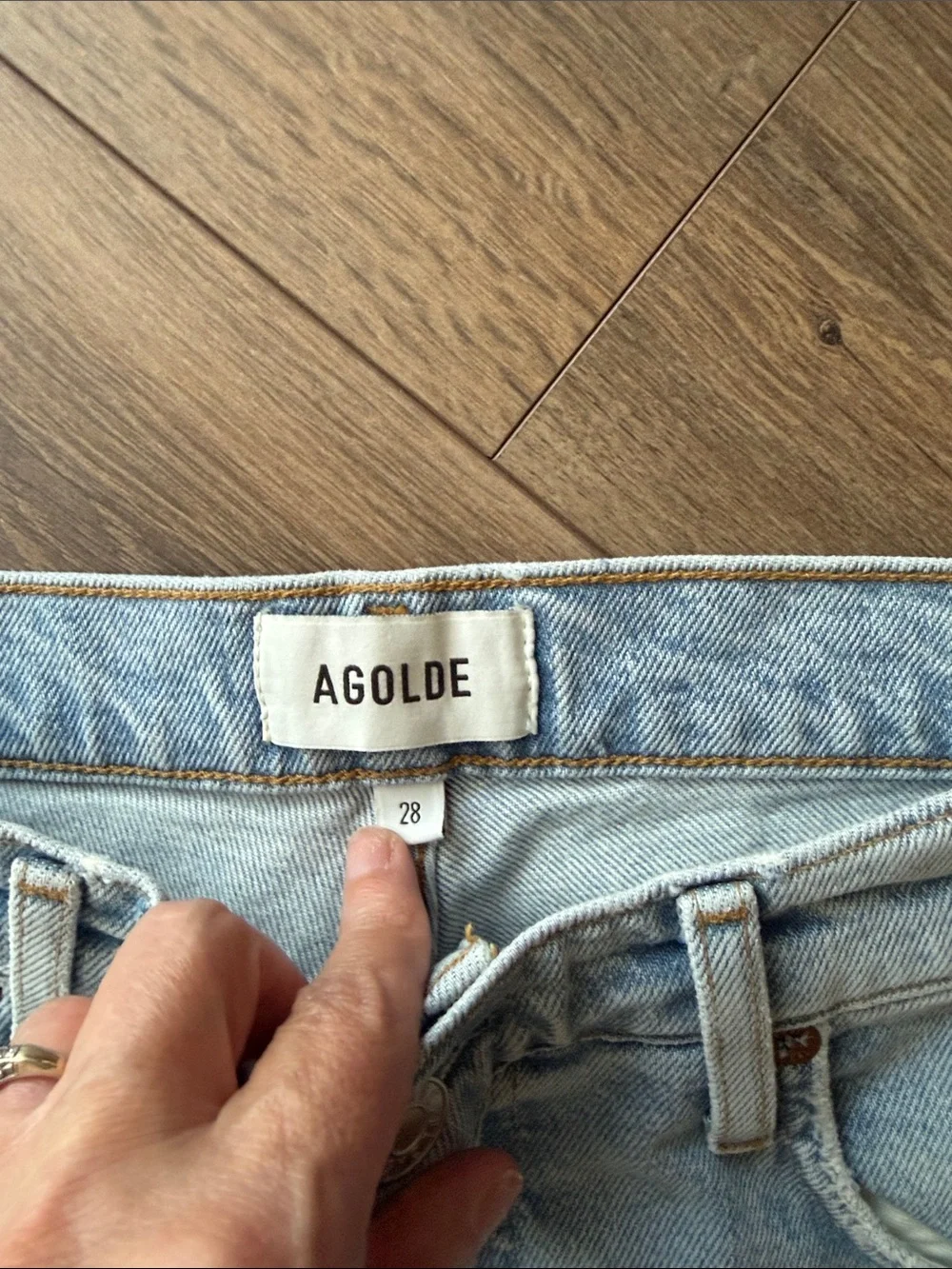 AGOLDE Ren High Rise Wide Leg Jeans- size 28
